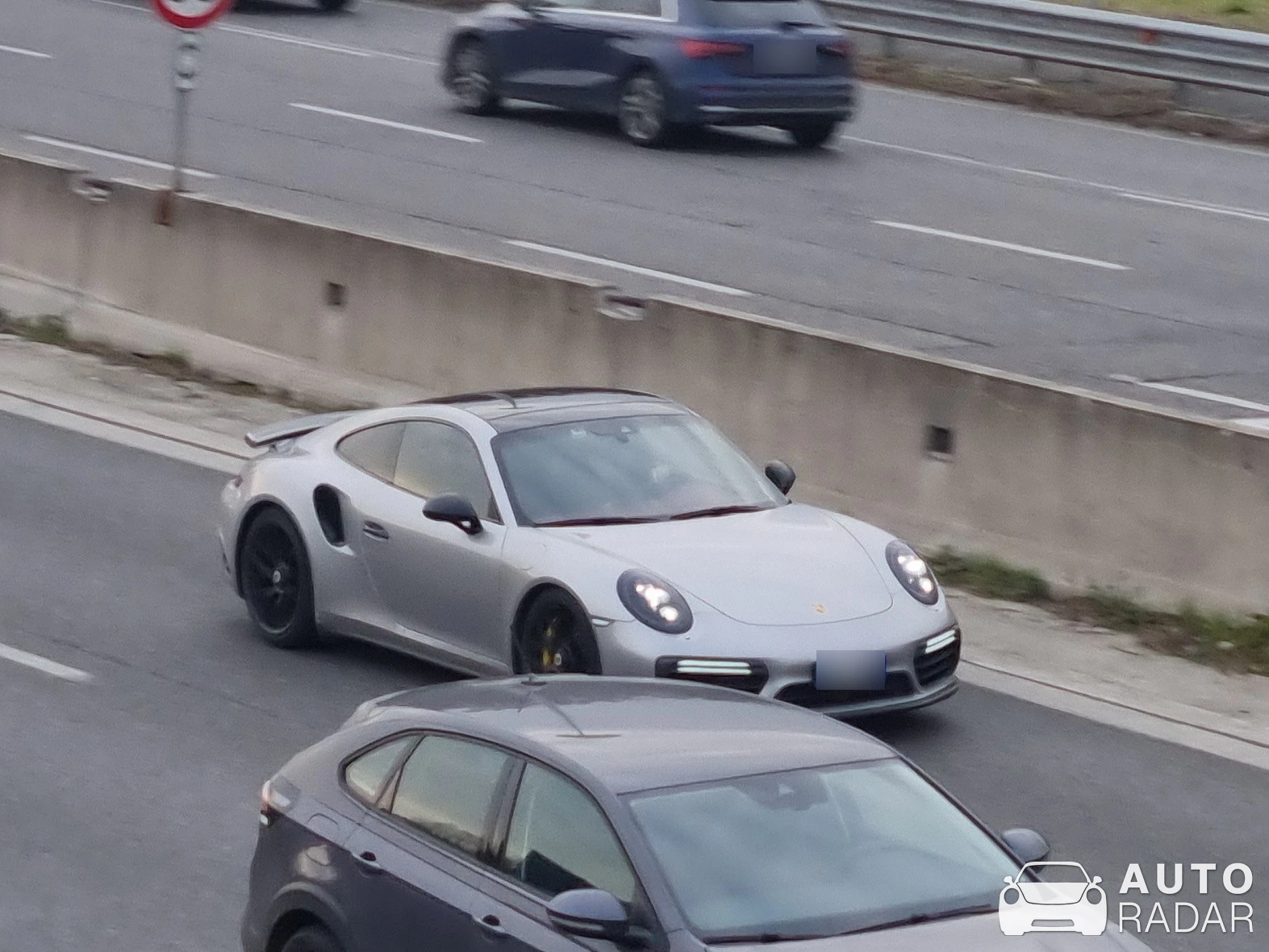 Porsche 991 Turbo S MkII spotted in Milano, Italy