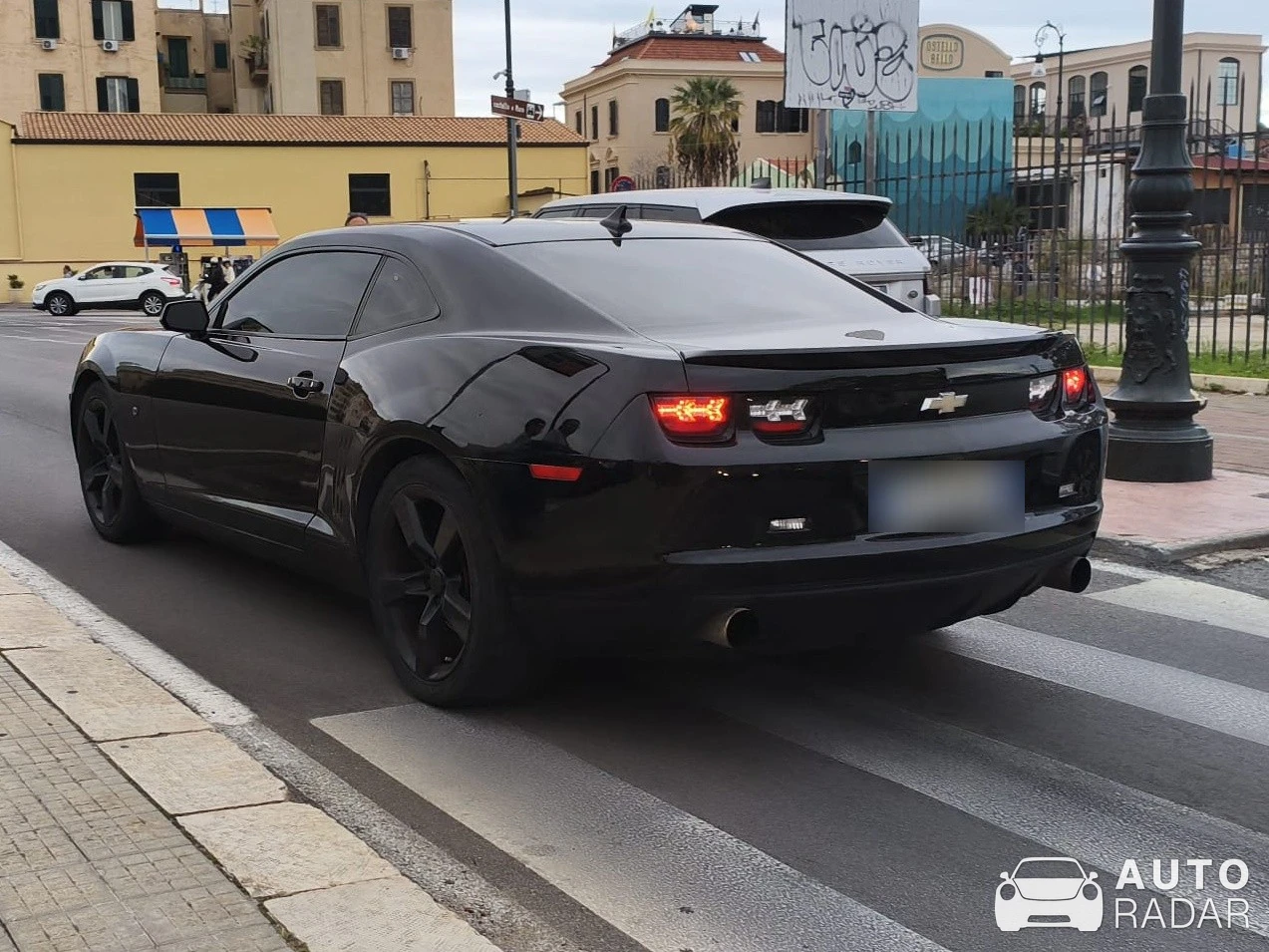 Chevrolet Camaro SS spotted in Palermo, Italy