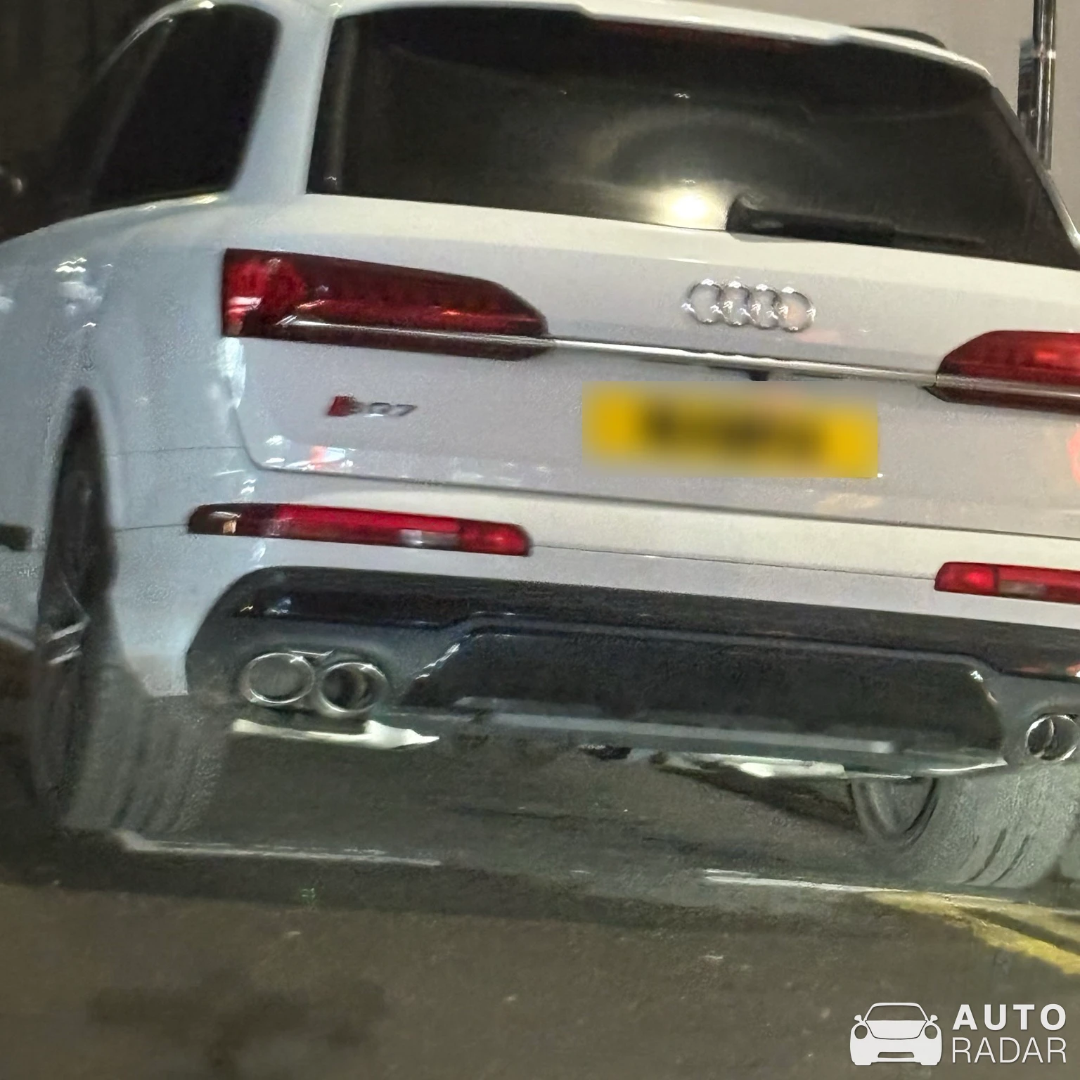 Audi SQ7 spotted in Greater London, United Kingdom