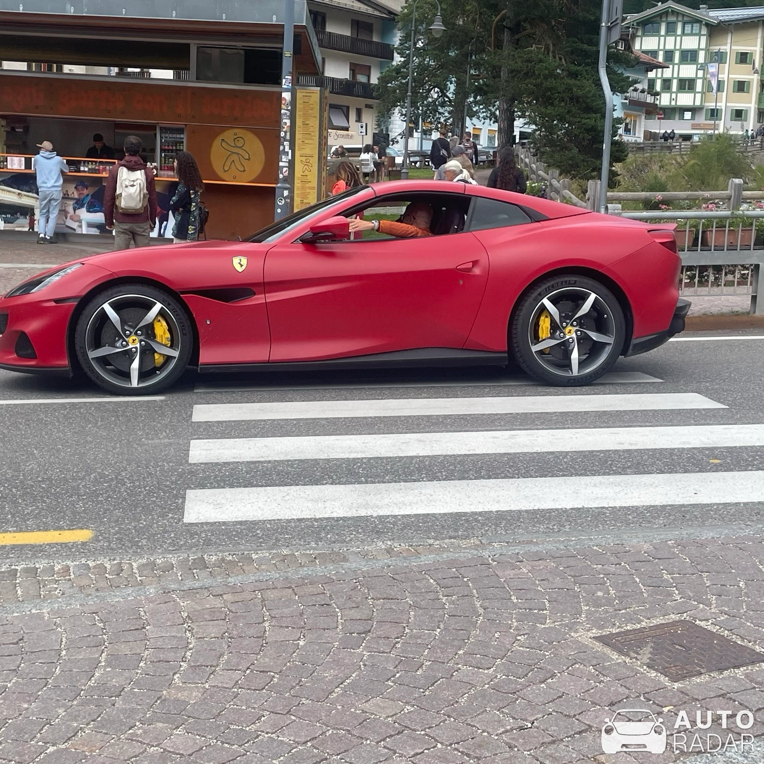Ferrari Portofino spotted in Provincia di Perugia, Italia