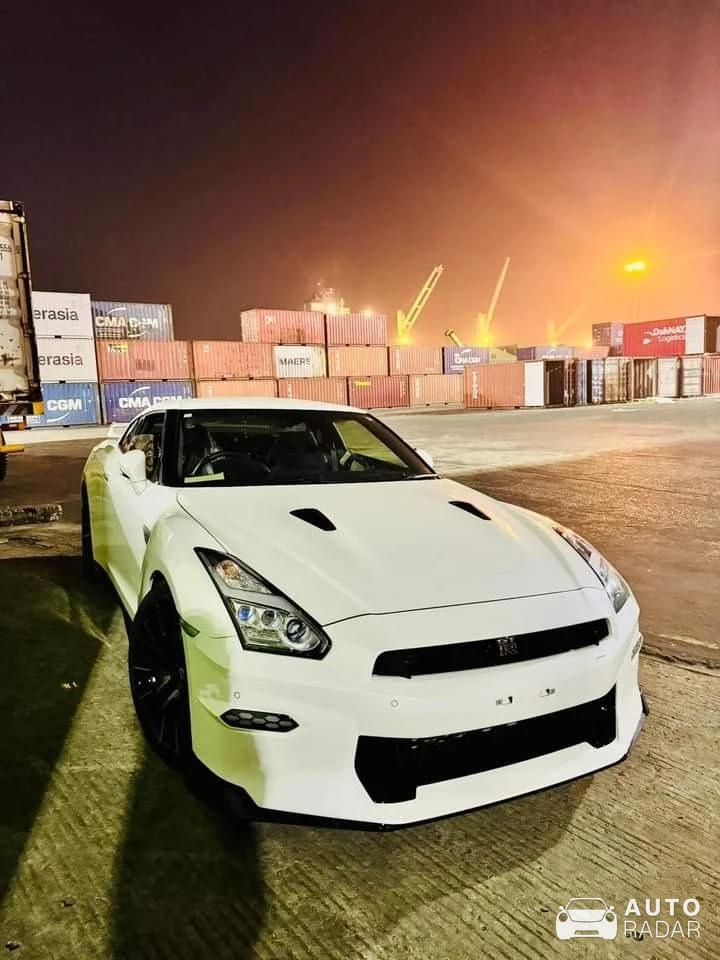 Nissan GT-R R35 spotted in Chittagong, Bangladesh