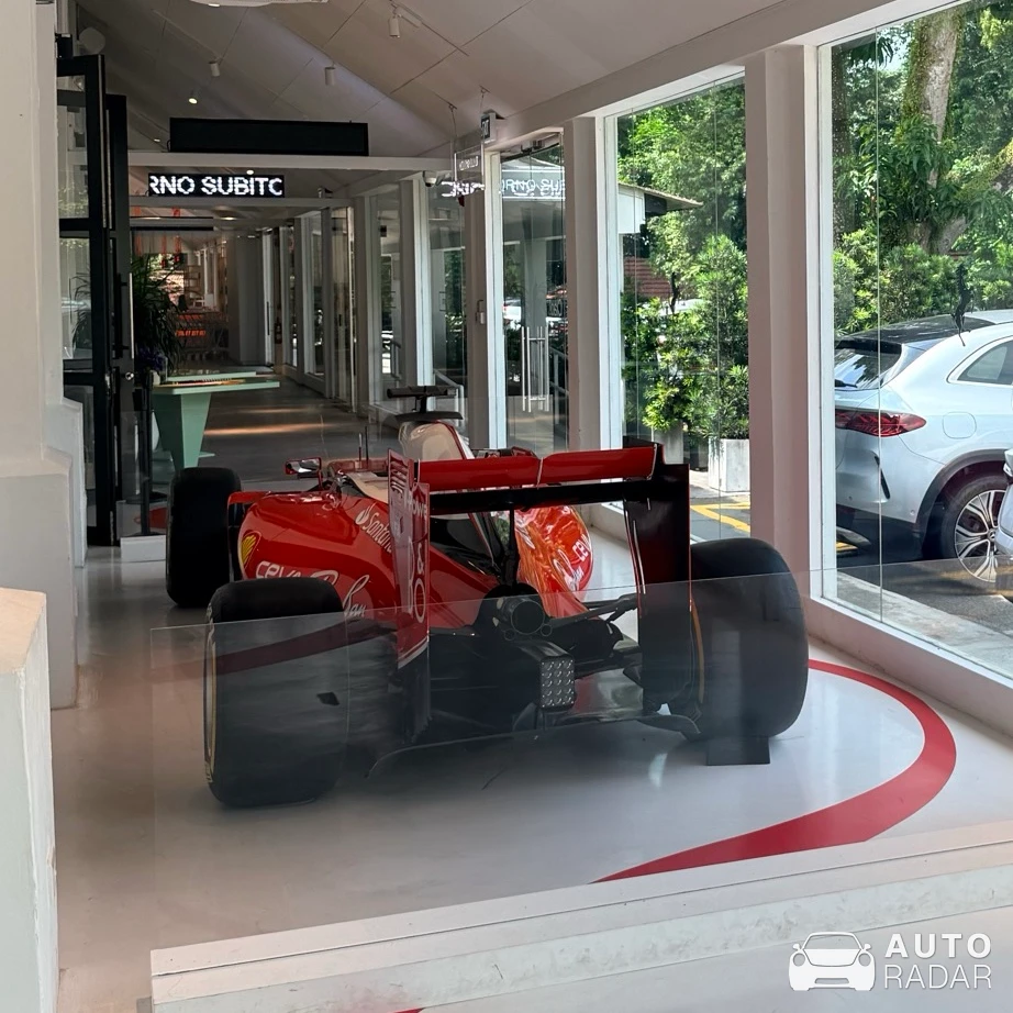 Ferrari SF16-H spotted in Singapore