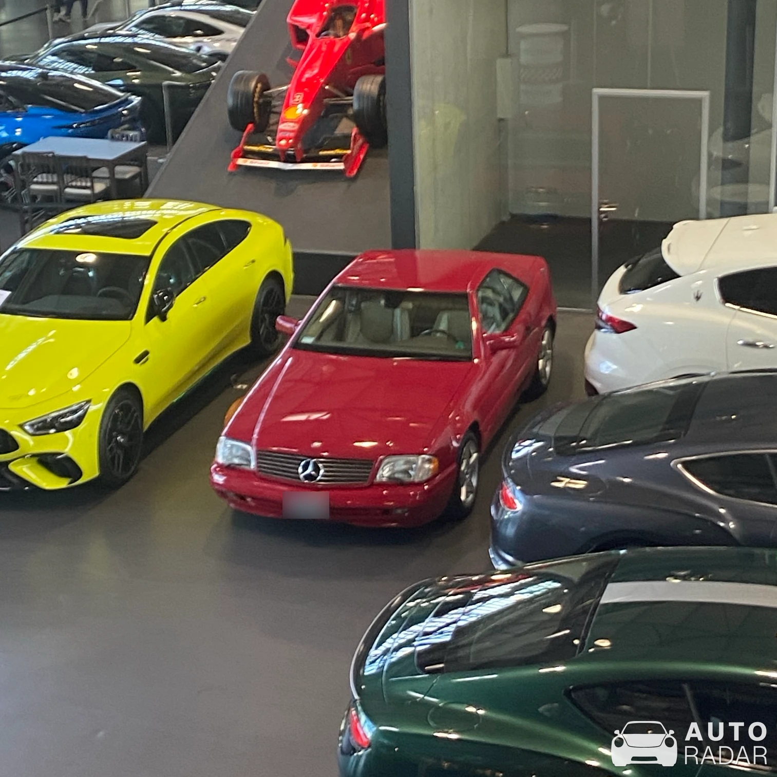Mercedes-Benz SL 500 R129 spotted in Köln, Deutschland