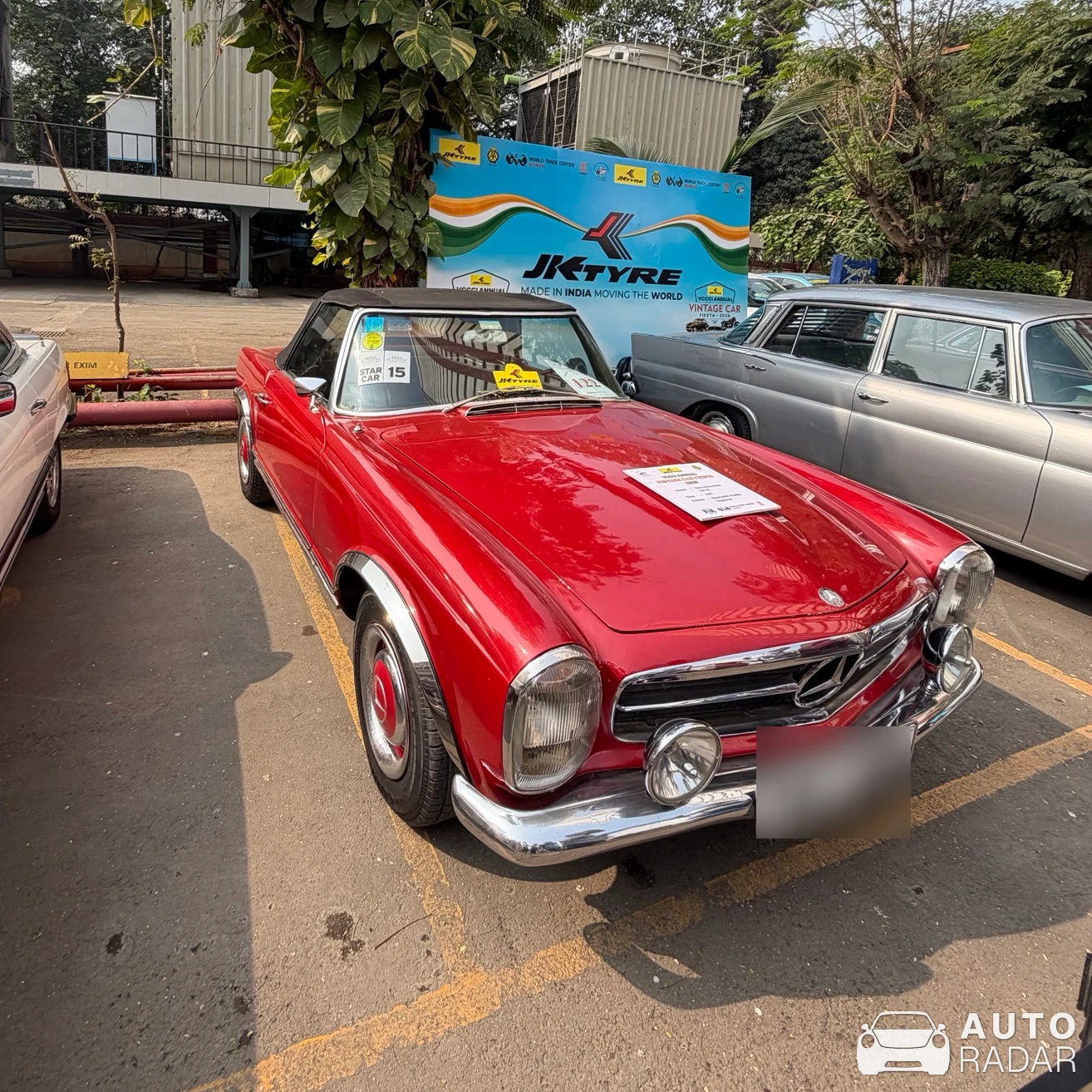 Mercedes-Benz 190 SL spotted in Mumbai, India