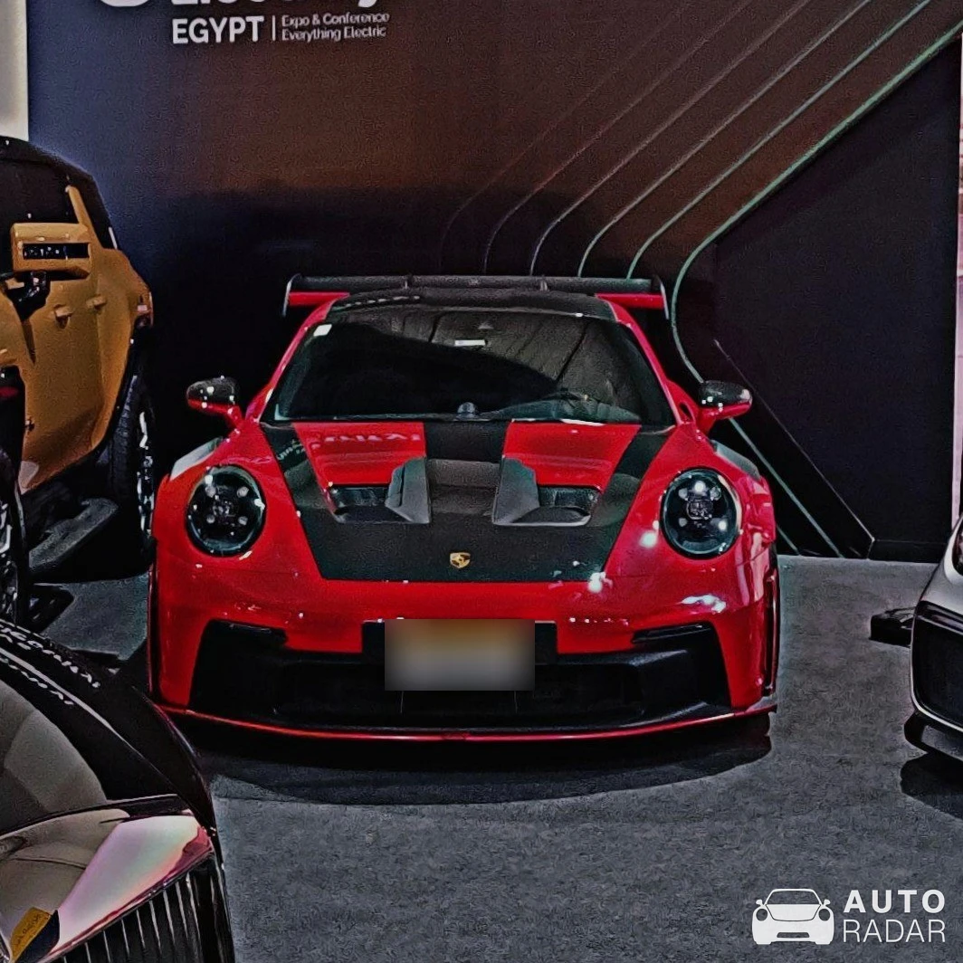 Porsche 992 GT3 RS MkI spotted in Nasr City, Egypt
