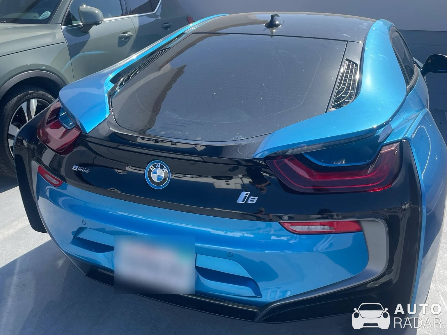 BMW i8 spotted in Santa Barbara