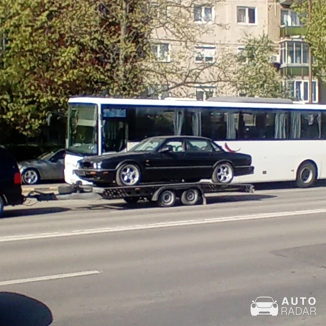 Jaguar XJR spotted in Oradea