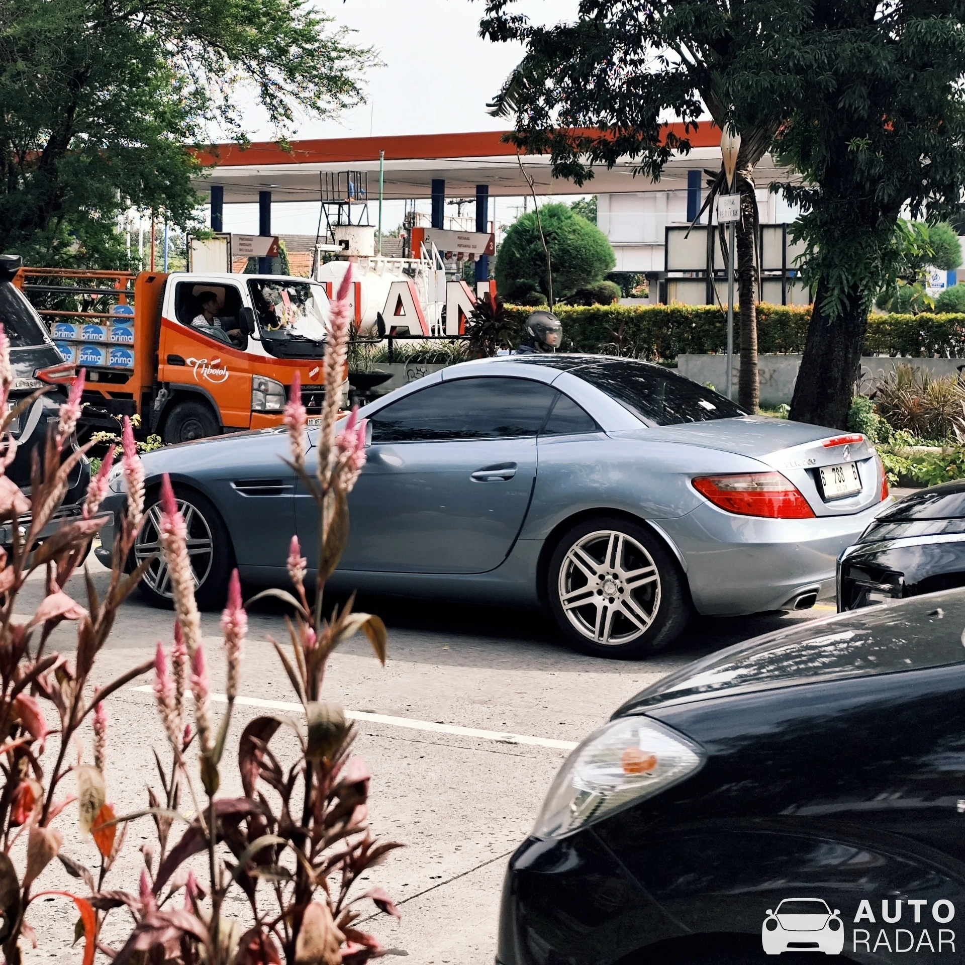 Mercedes-Benz SLK 55 AMG R172 spotted in Kota Surakarta, Indonesia