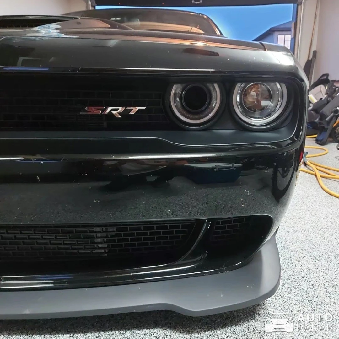Dodge Charger SRT Hellcat Redeye Widebody spotted in Varennes, Canada