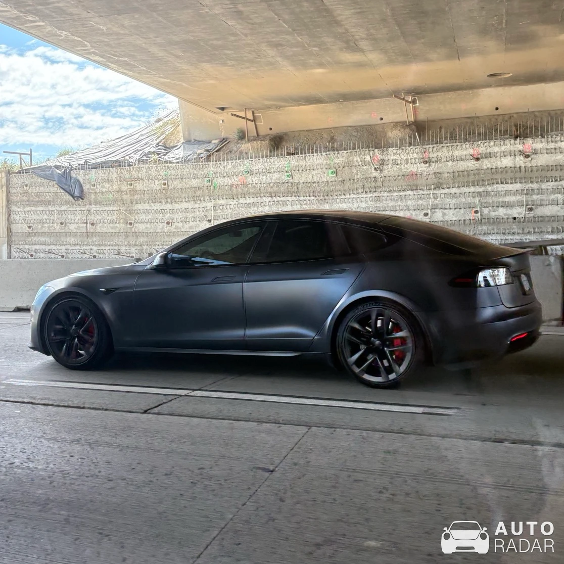 Tesla Model S PLAID spotted in Rancho Cucamonga