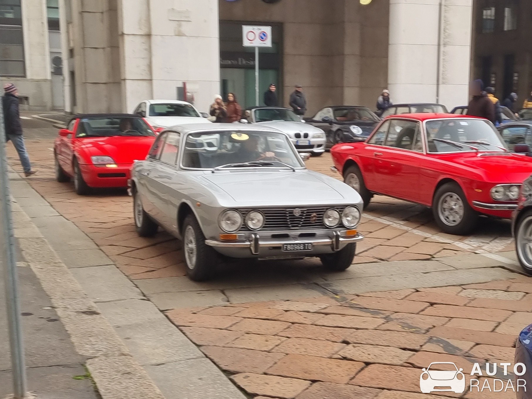 Alfa Romeo 2000 GT Veloce spotted in Milano, Italy