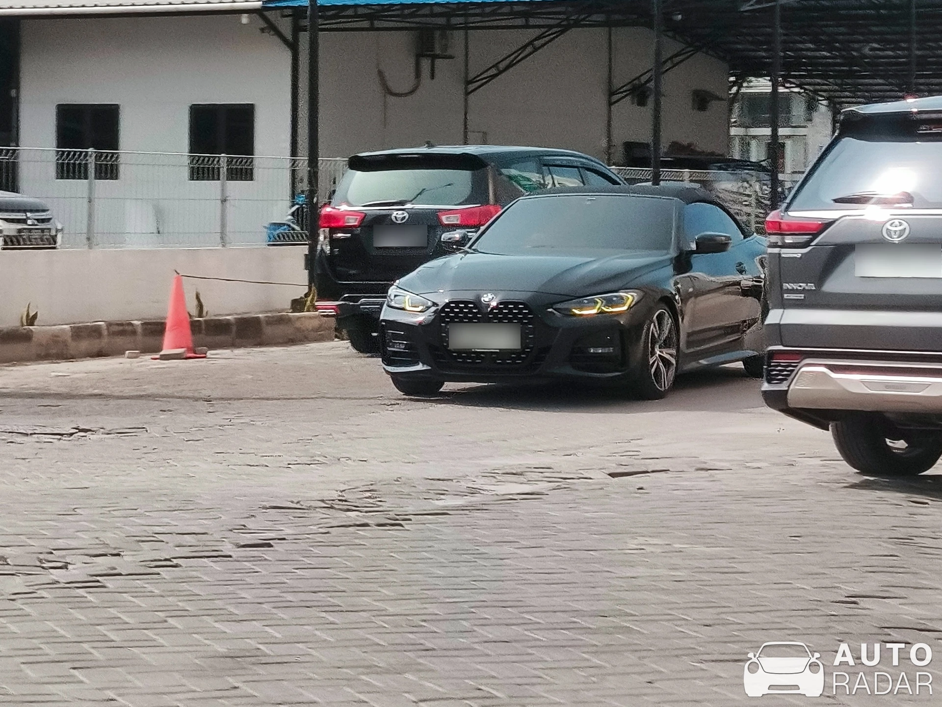 BMW 4 Series G23 Convertible spotted in Medan