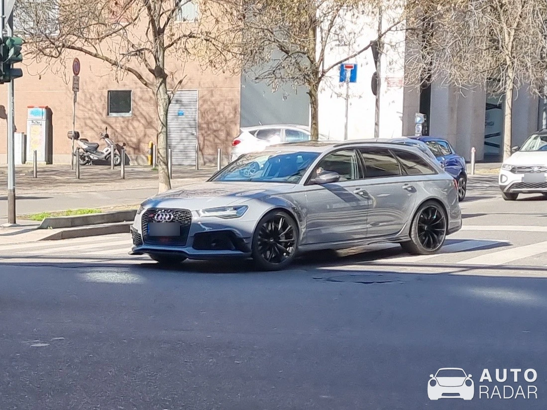 Audi ABT RS6 Plus Avant C7 2015 spotted in Milano