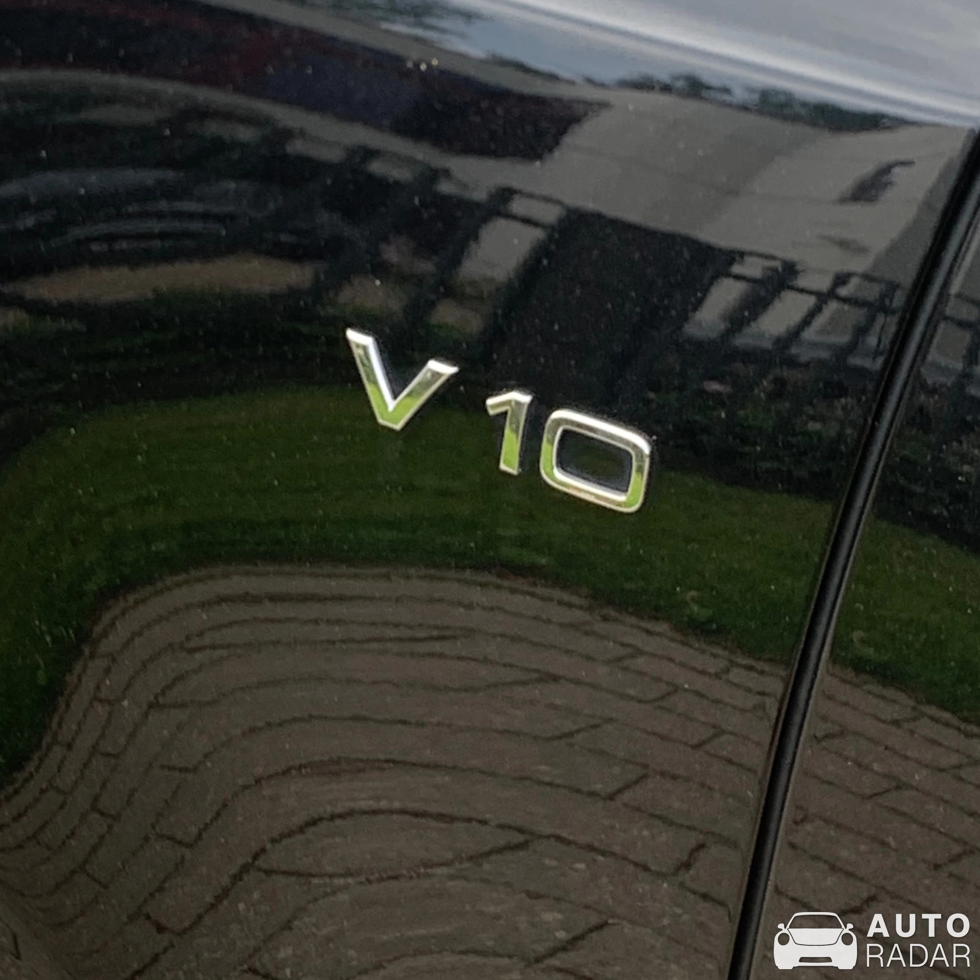 Audi S8 D3 V10 spotted in Riga