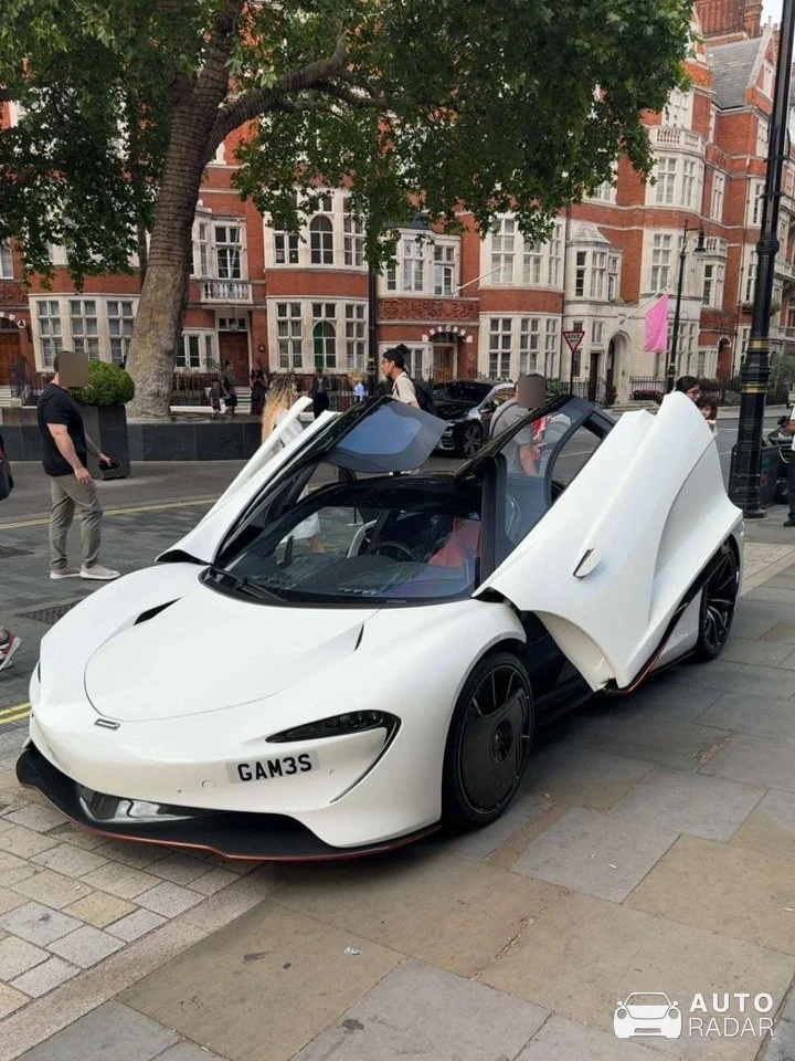 McLaren Speedtail spotted in London