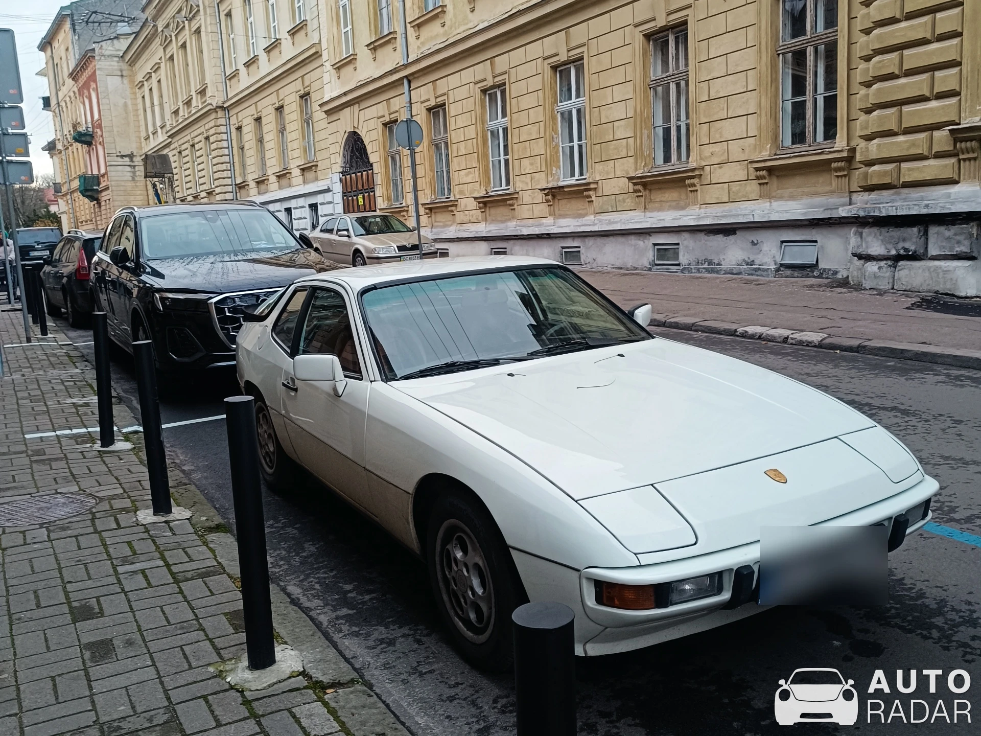 Porsche 924 S spotted in Львів