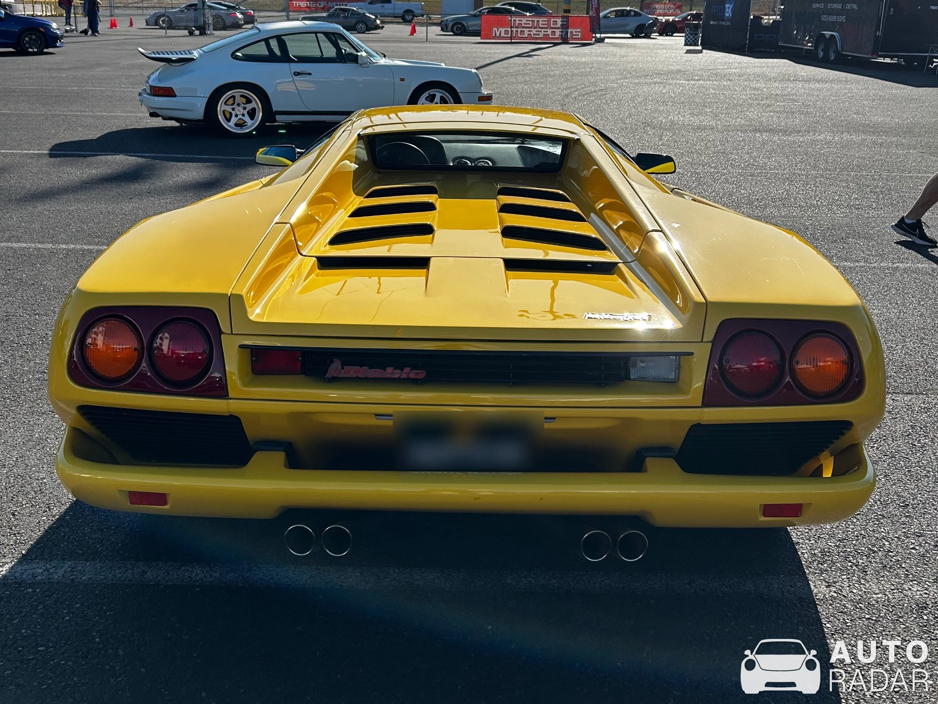 Lamborghini Diablo VT spotted in Portland, United States