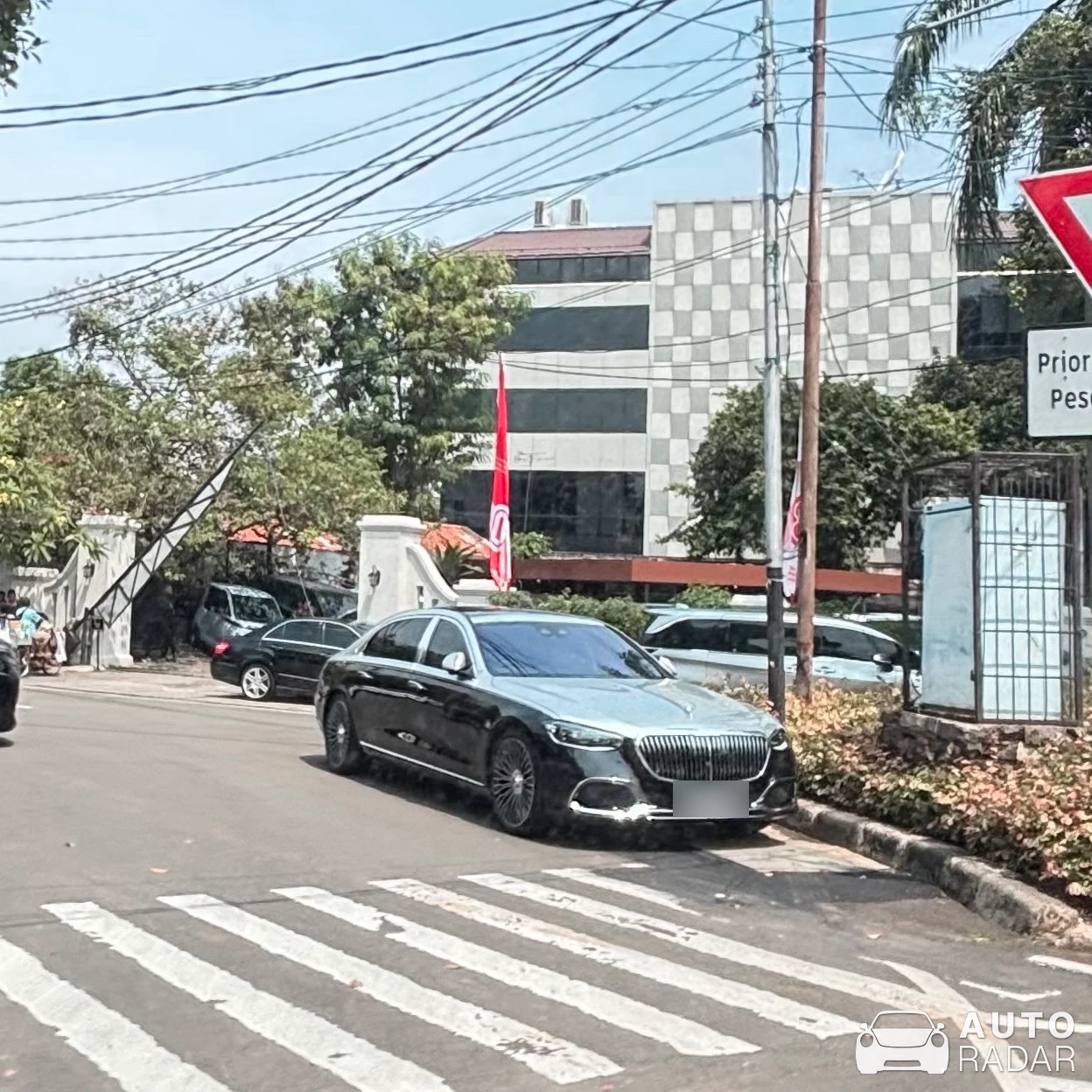 Mercedes-Maybach S 550 4MATIC spotted