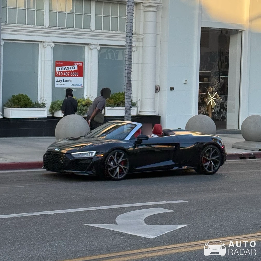 Audi R8 V10 Spyder 2019 spotted in Beverly Hills, United States