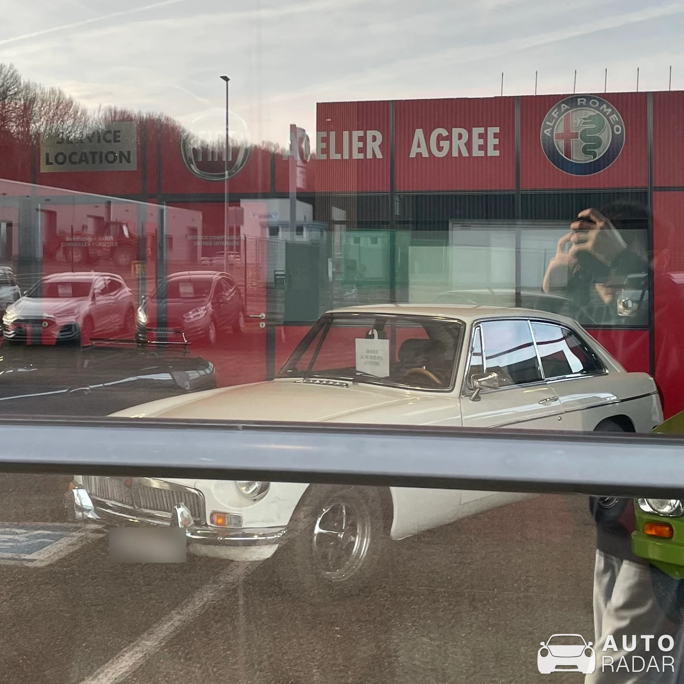 MG MGB GT spotted in Dommartin-lès-Toul, France