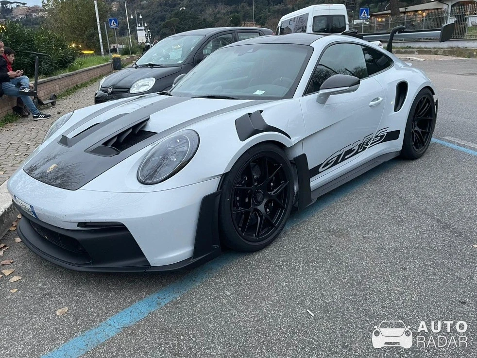 Porsche 992 GT3 MkI spotted in Roma, Italia