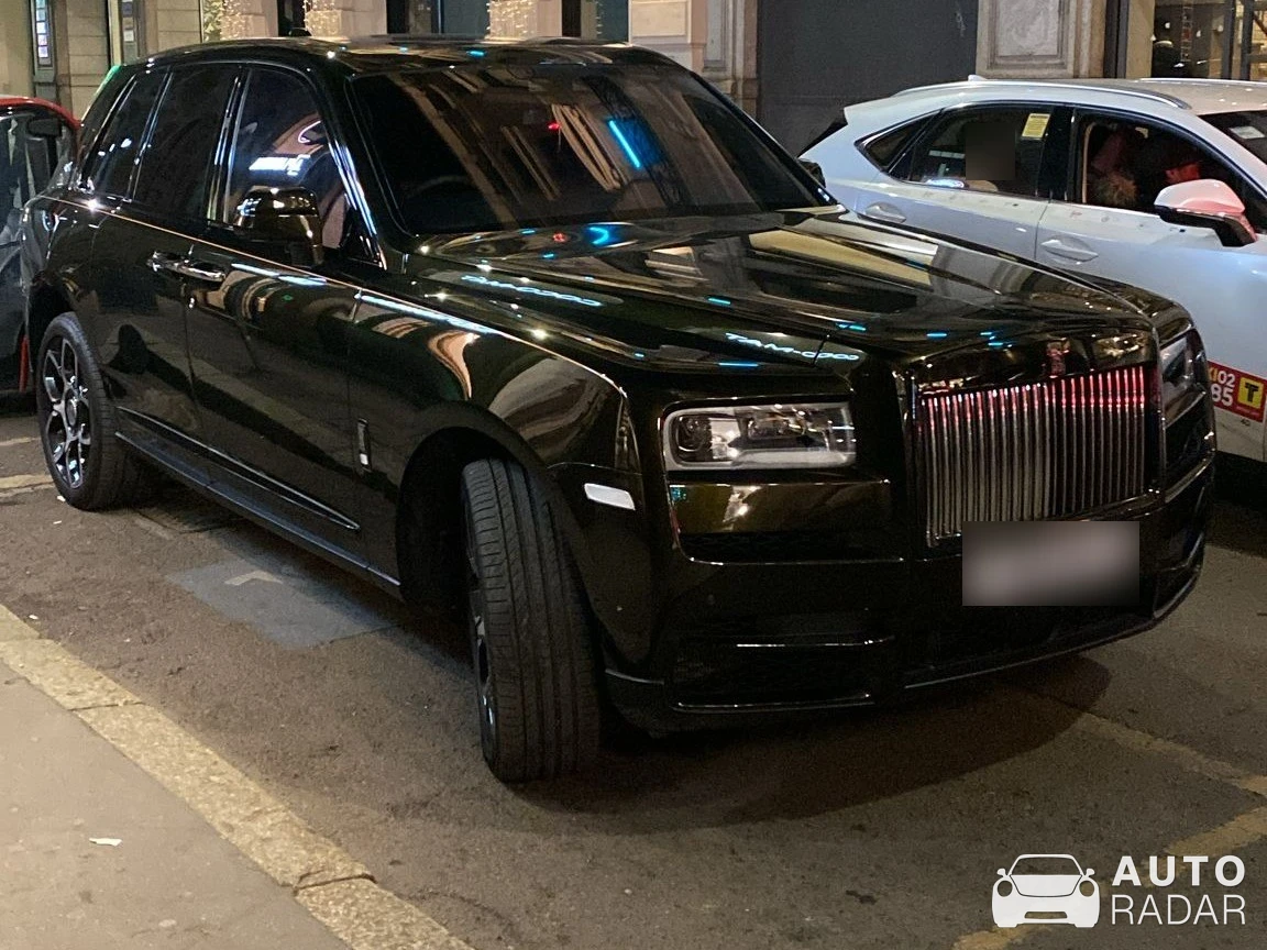 Rolls-Royce Cullinan spotted in Milano, Italy