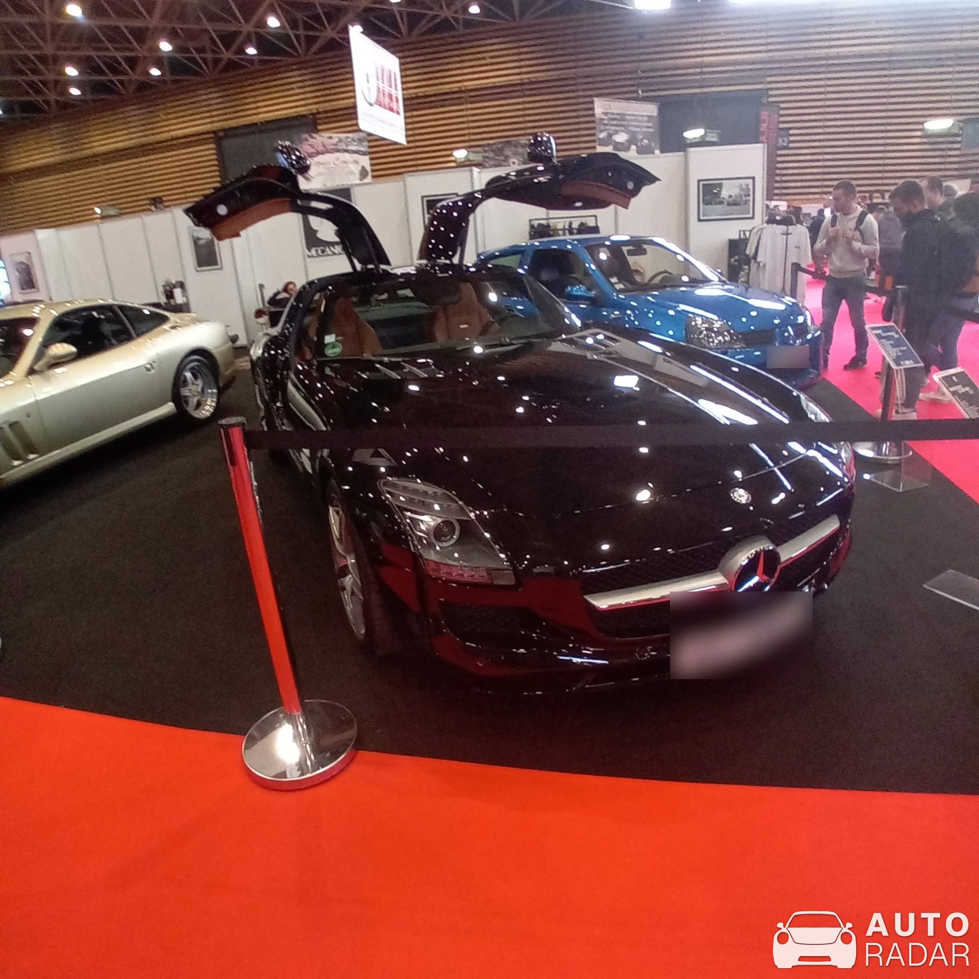 Mercedes-Benz SLS AMG spotted in Lyon, France