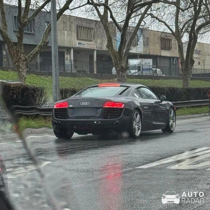 Audi R8 spotted in Porto, Portugal
