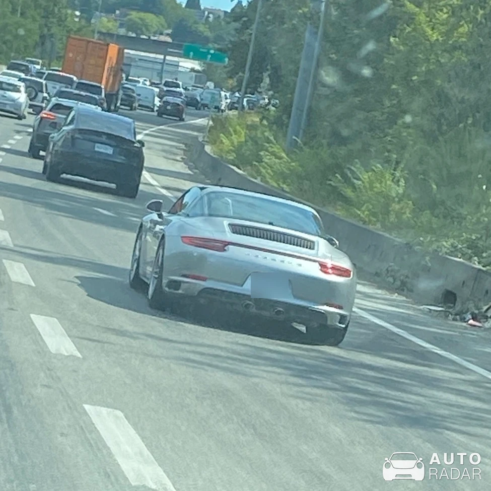 Porsche 996 Targa spotted in Vancouver