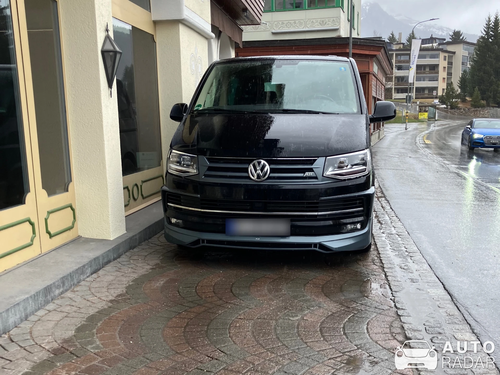 Volkswagen Multivan spotted in Davos
