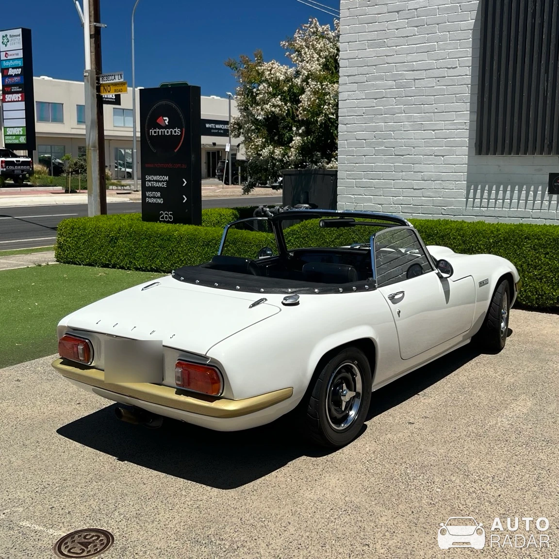 Lotus Elan S1 spotted in Richmond