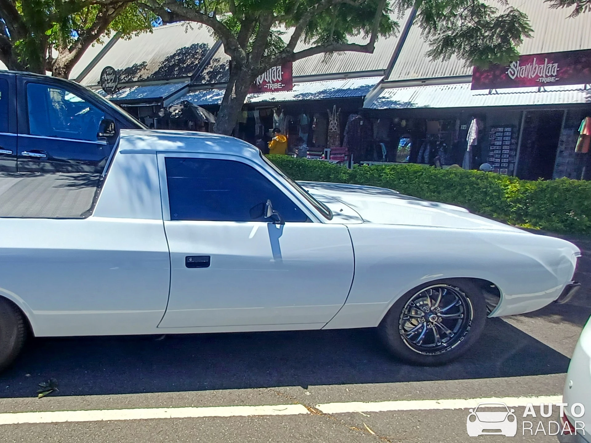 Chrysler Valiant spotted