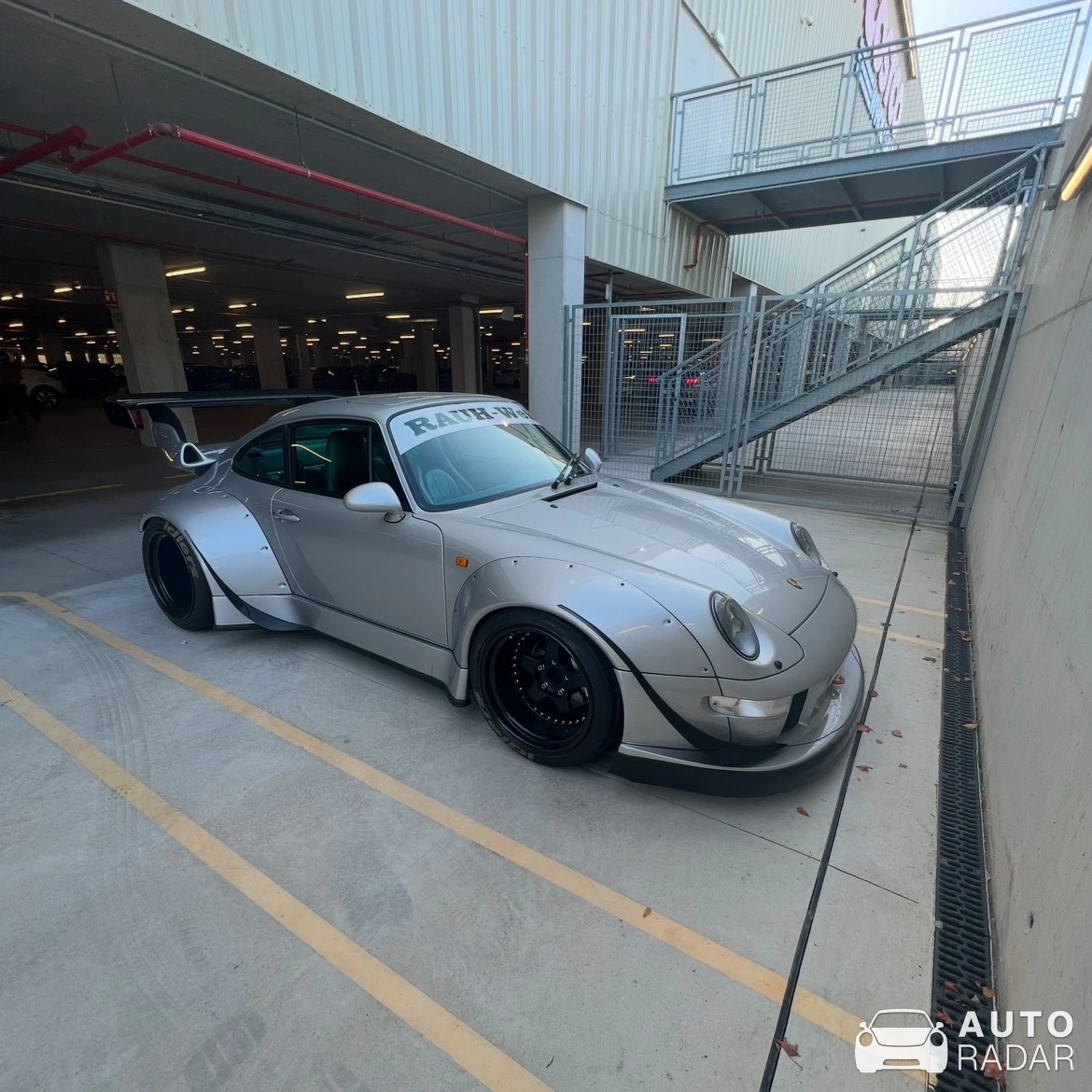 Porsche Rauh-Welt Begriff 993 spotted in Madrid, Spain