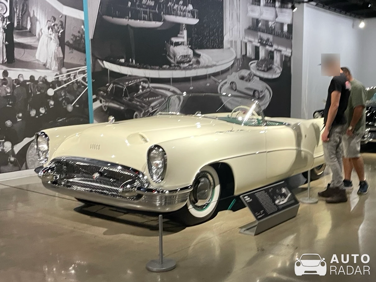 Buick Wildcat spotted in Los Angeles