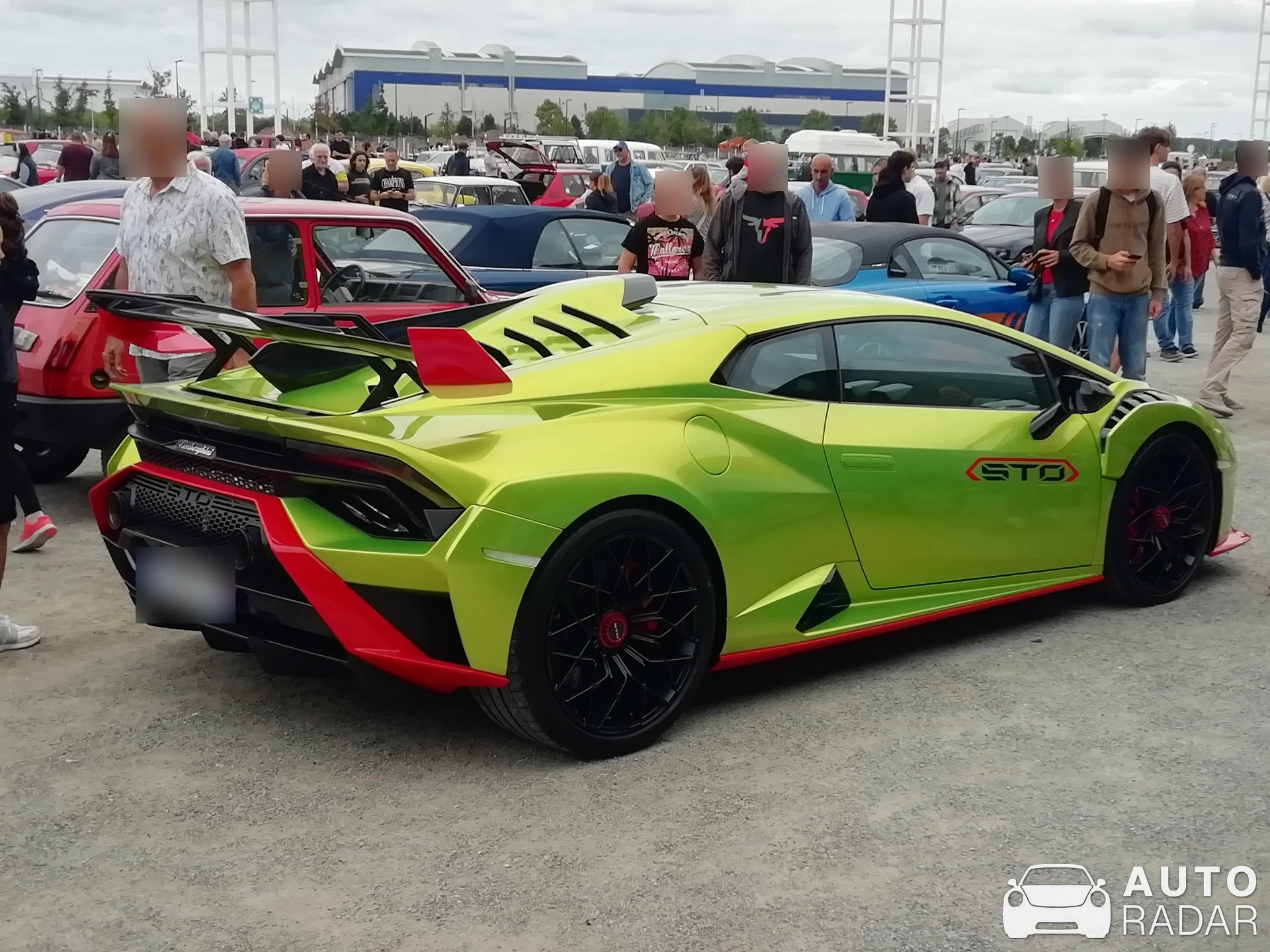 Lamborghini Huracán LP610-4 Sterrato spotted in Aussonne, France
