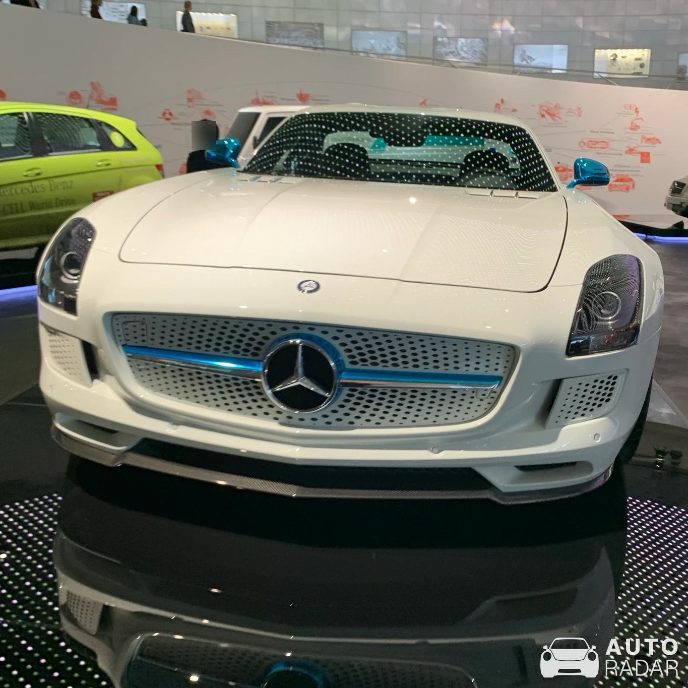 Mercedes-Benz SLS AMG Electric Drive spotted in Stuttgart
