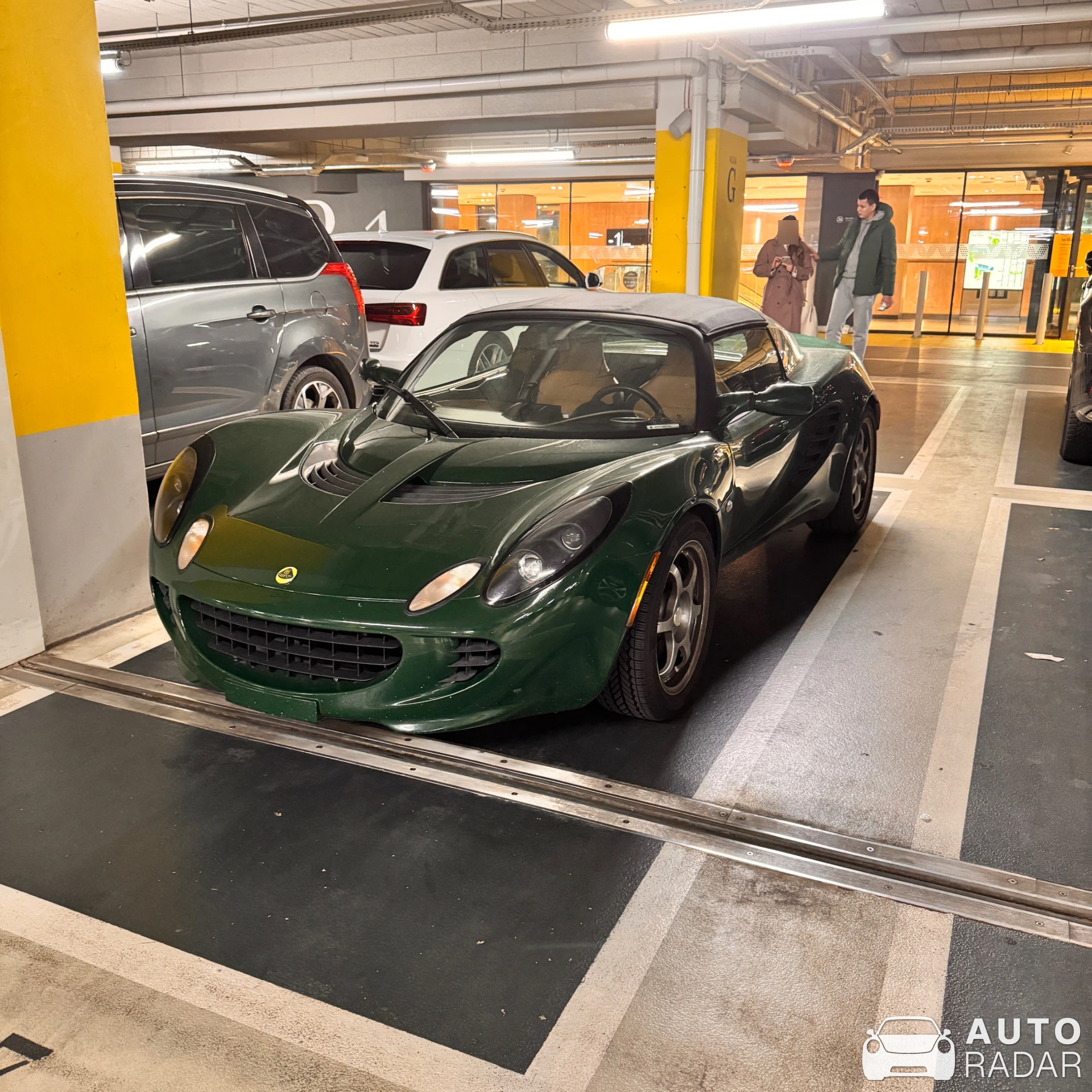 Lotus Elise S1 spotted in Wrocław, Poland