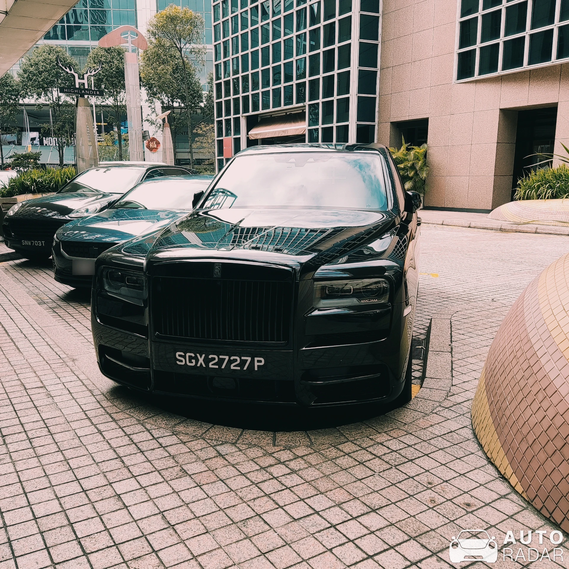 Rolls-Royce Cullinan Black Badge spotted in Singapore, Singapore