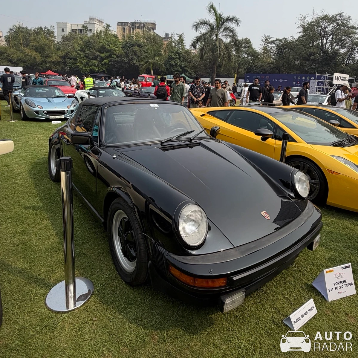 Porsche 911 SC Targa spotted in Mumbai, India