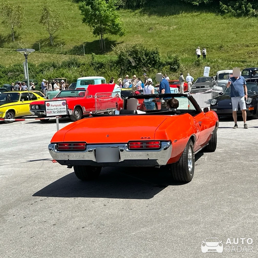 Pontiac GTO Mk1 Convertible spotted in Dürnten
