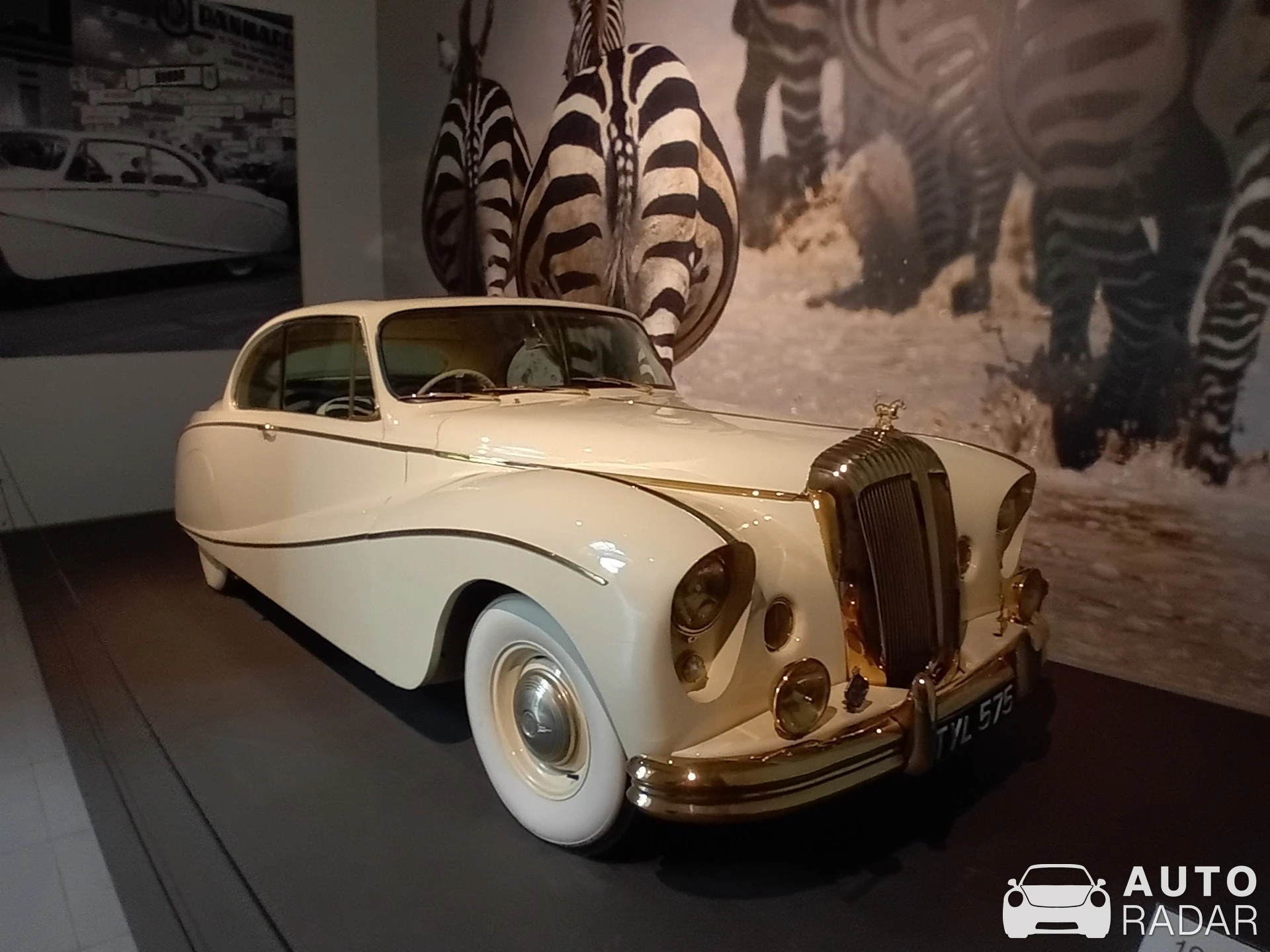 Mercedes-Benz 540K Autobahnkurrier spotted in Den Haag
