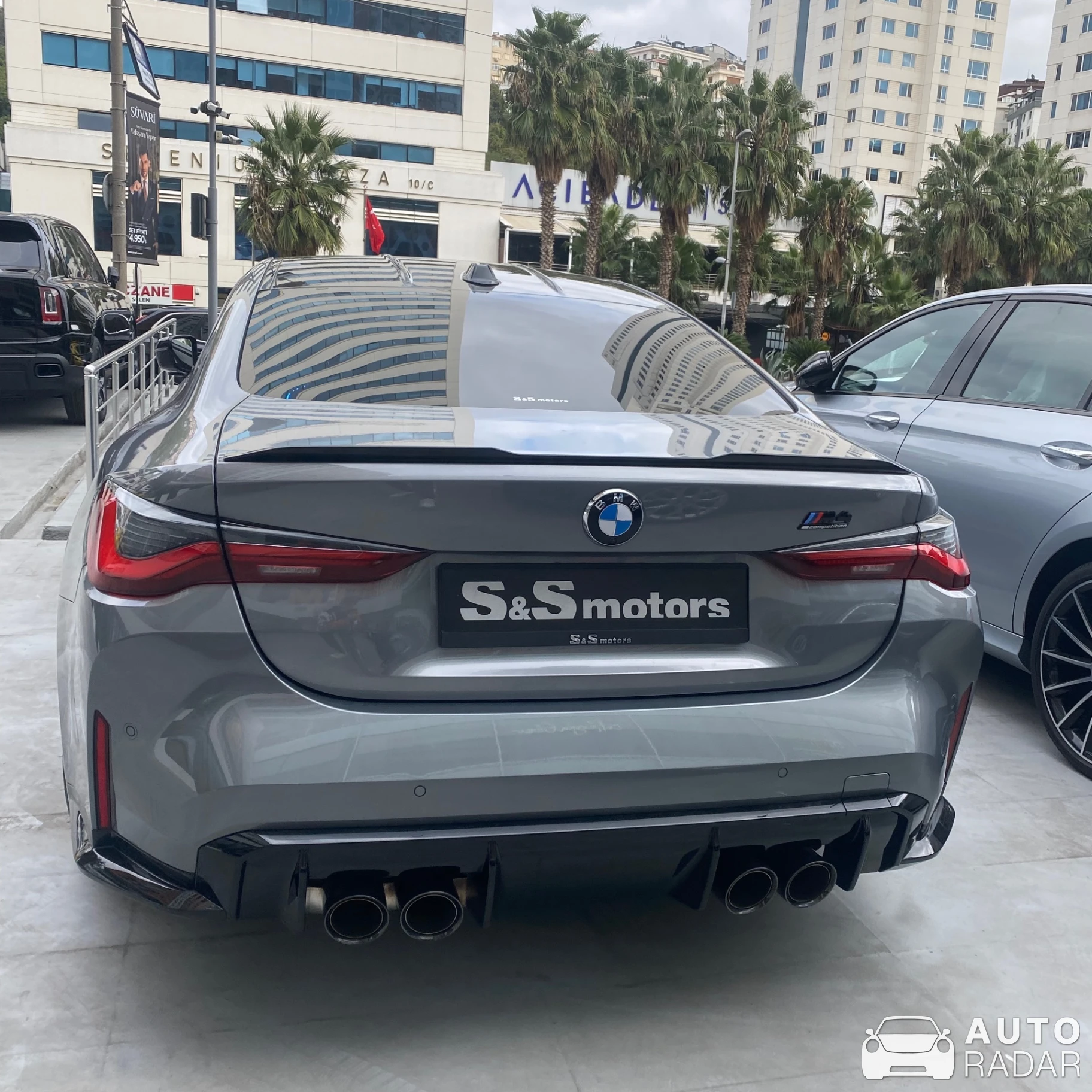 BMW M4 G82 Coupé Competition spotted in Şişli, Türkiye