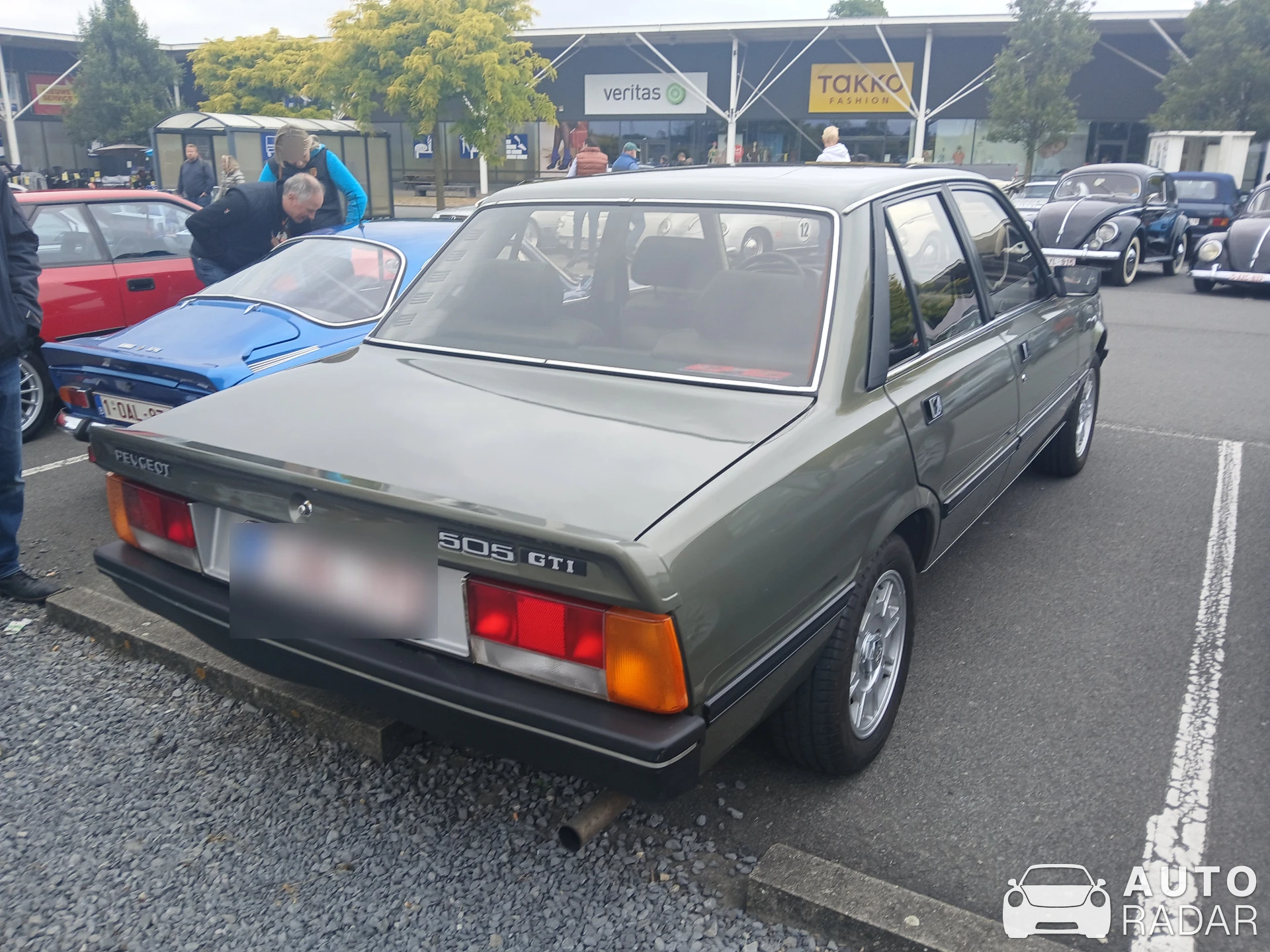 Peugeot 505 GTI spotted in Izegem