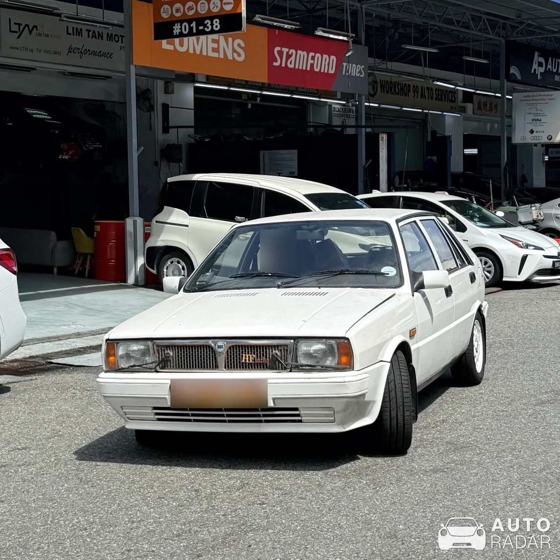 Lancia Delta HF Turbo spotted in Singapore