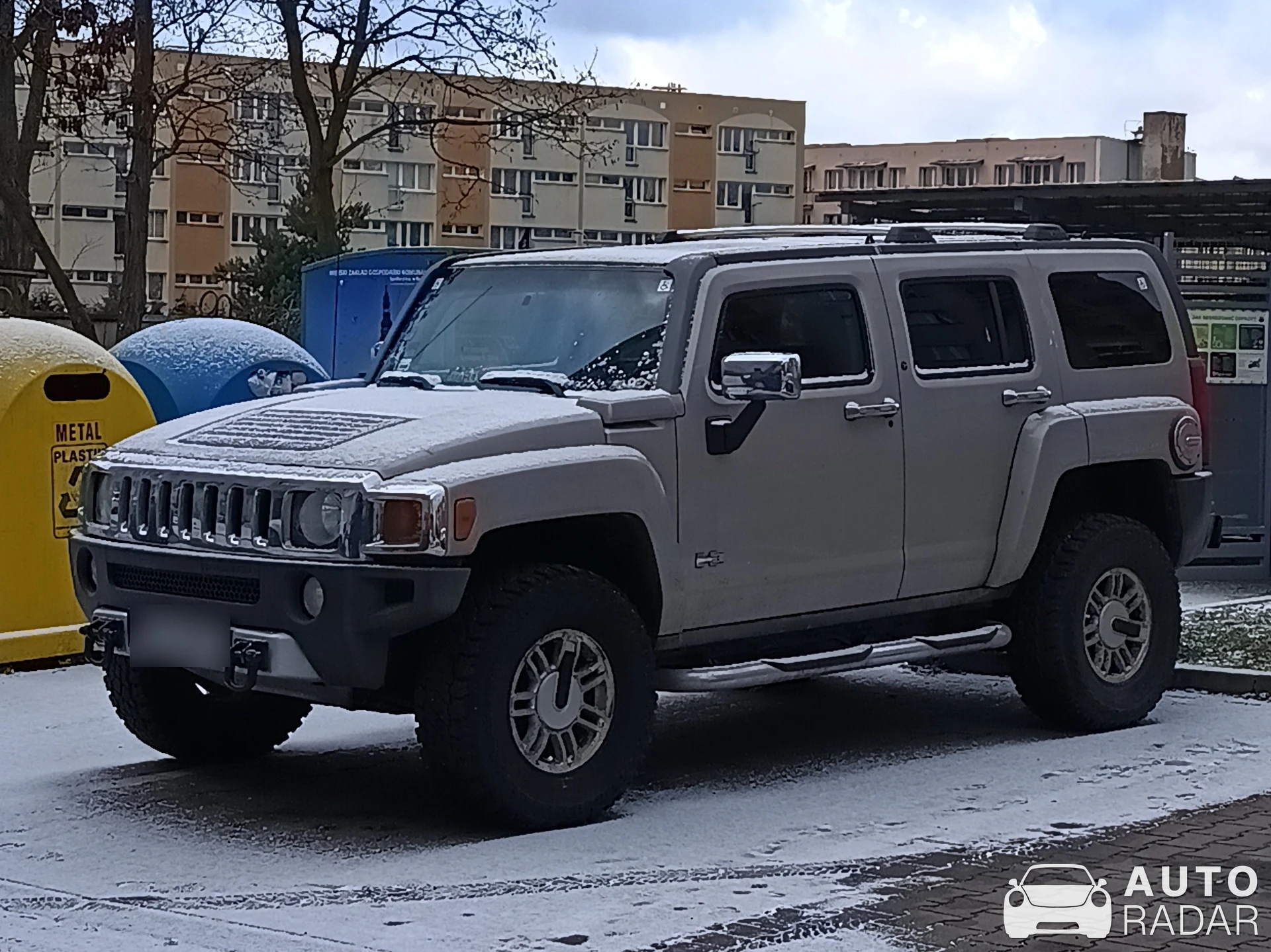 Hummer H3 spotted in Bolesławiec, Poland