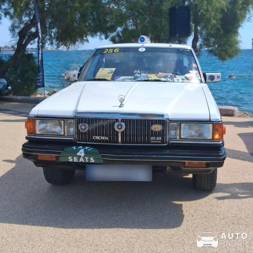 Toyota Crown spotted in Alimos