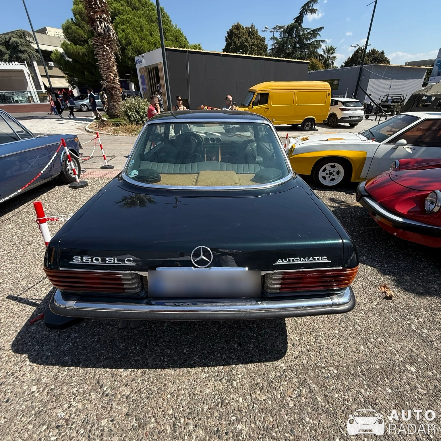 Mercedes-Benz 350SL R107 spotted in Θεσσαλονίκη