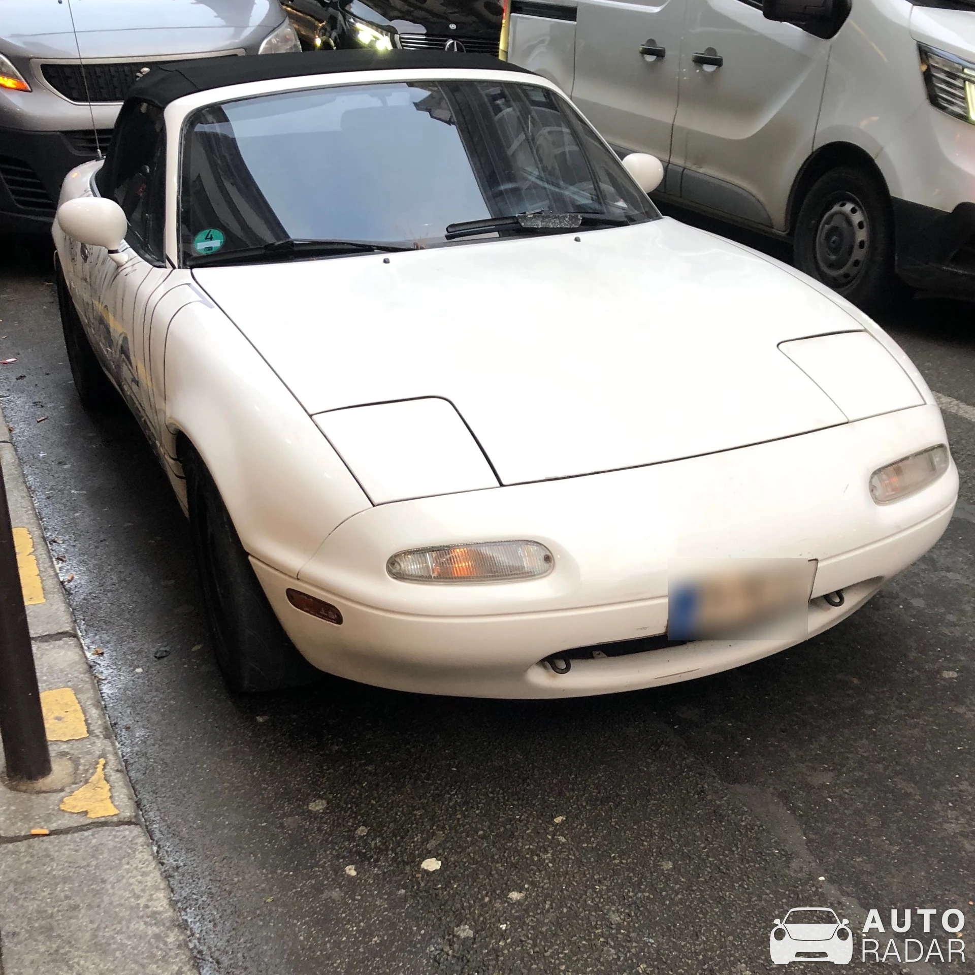 Mazda MX-5 spotted in Paris, France