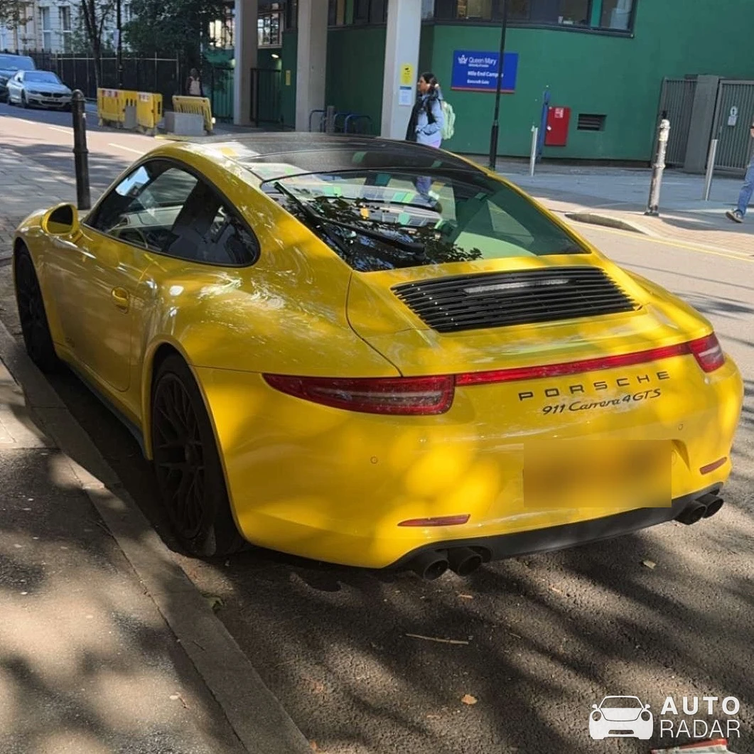 Porsche 991 Carrera 4 GTS MkI spotted in Mile End, United Kingdom