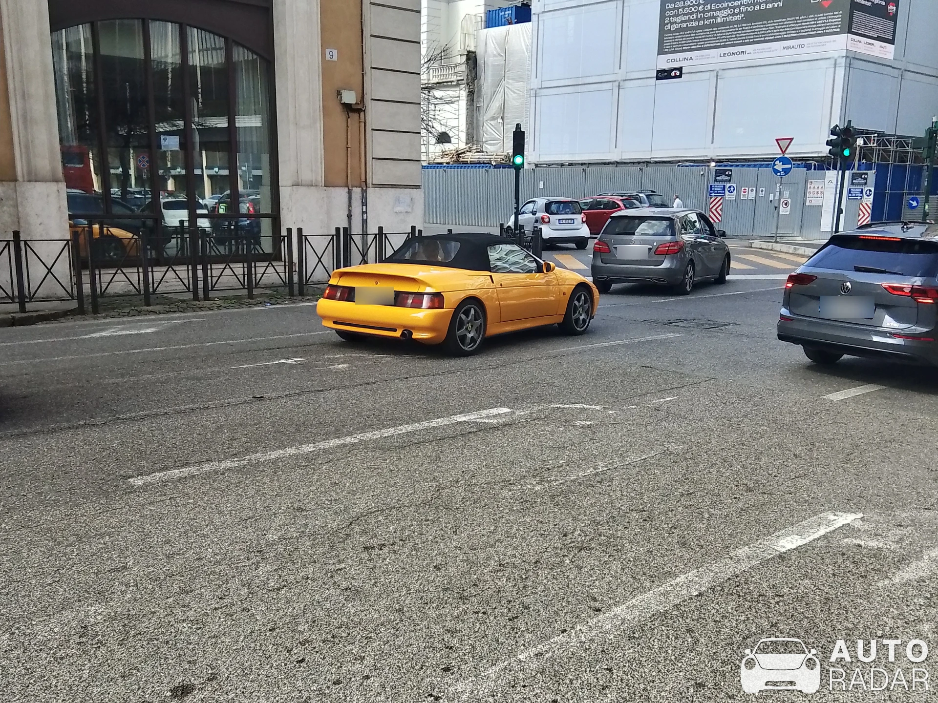 Lotus Elan M100 spotted in Roma